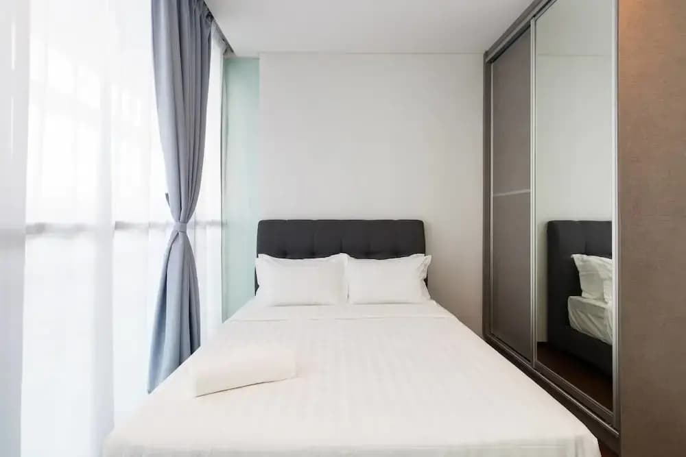 3BR Sky Views by GuestReady - photo 2