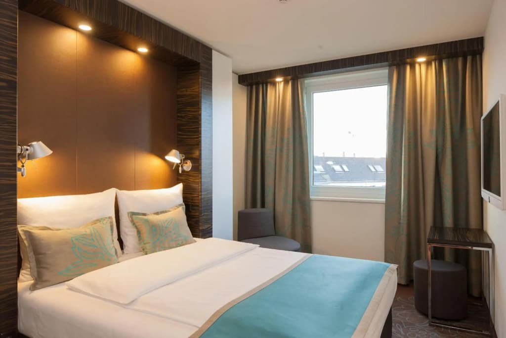 Motel One Berlin-Tiergarten - photo 21