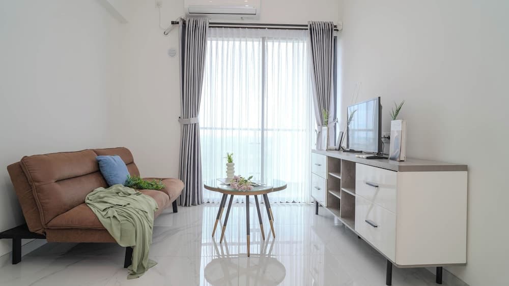 2Br Near Prasetiya Mulya University At Sky House Bsd Apartment - photo 1
