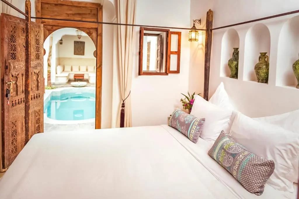 Marrakesh Villa Sleeps 14 with Pool - photo 3