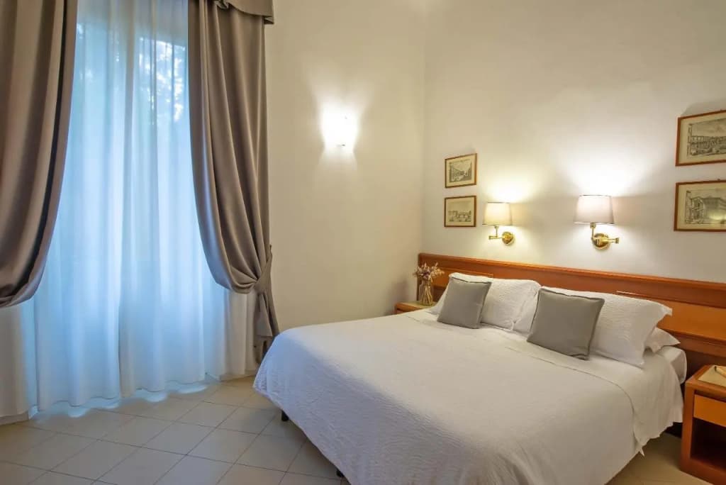 Hotel Bonifacio - photo 30