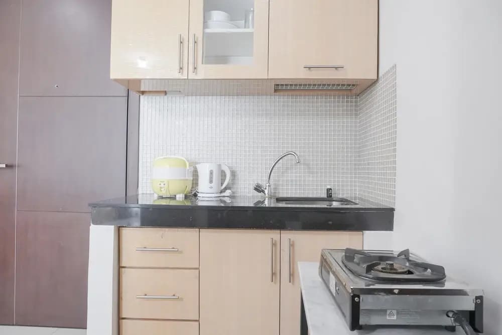 Comfort And Cozy 1Br At Sky Terrace Apartment - photo 10