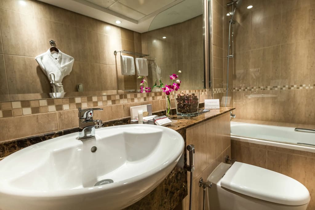 First Central Hotel Suites - photo 8