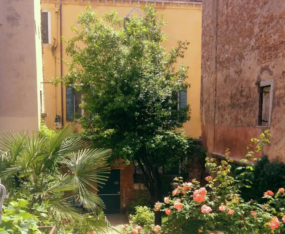 3749 Ponte Chiodo Guest House - photo 12