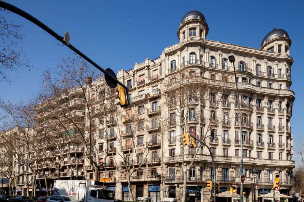 Feelathome Gran Via Apartment - main photo