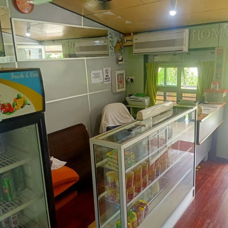 OYO 90366 Home Valley Guesthouse Tambunan - photo 13