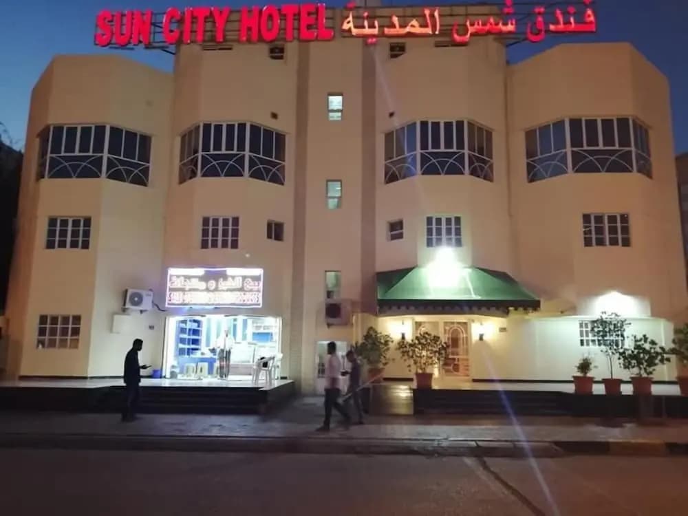 Sun City Hotel - photo 18