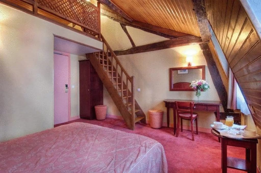 Le Faubourg Hotel  - photo 5