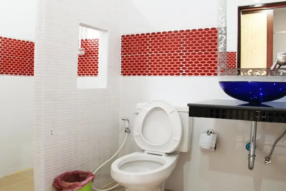 OYO 844 the Leaf Hotel - photo 10
