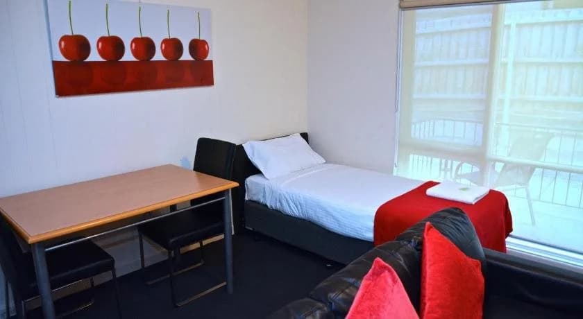Essendon Apartments - photo 5