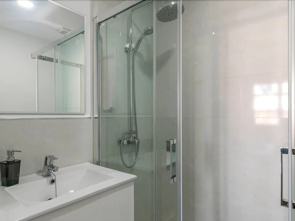 HOMEABOUT LUXURY GRAN VÍA House - photo 10