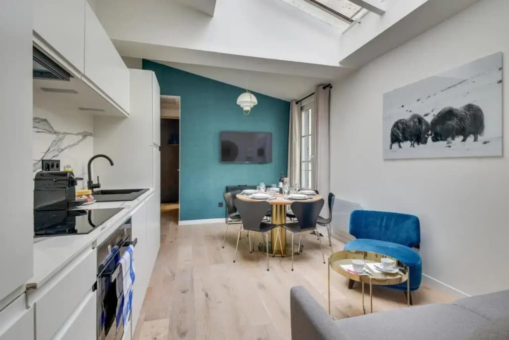 141-Suite Klein, townhouse style APT, Marais, Paris - photo 11