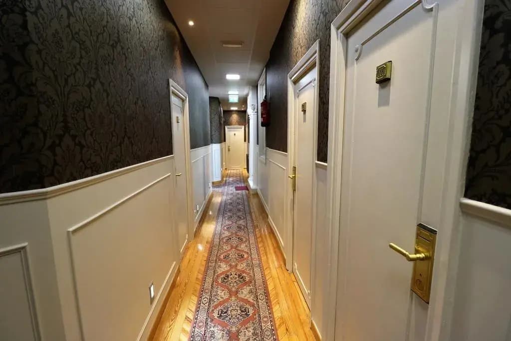 Hostal Hispano Argentino Gran Via - photo 11