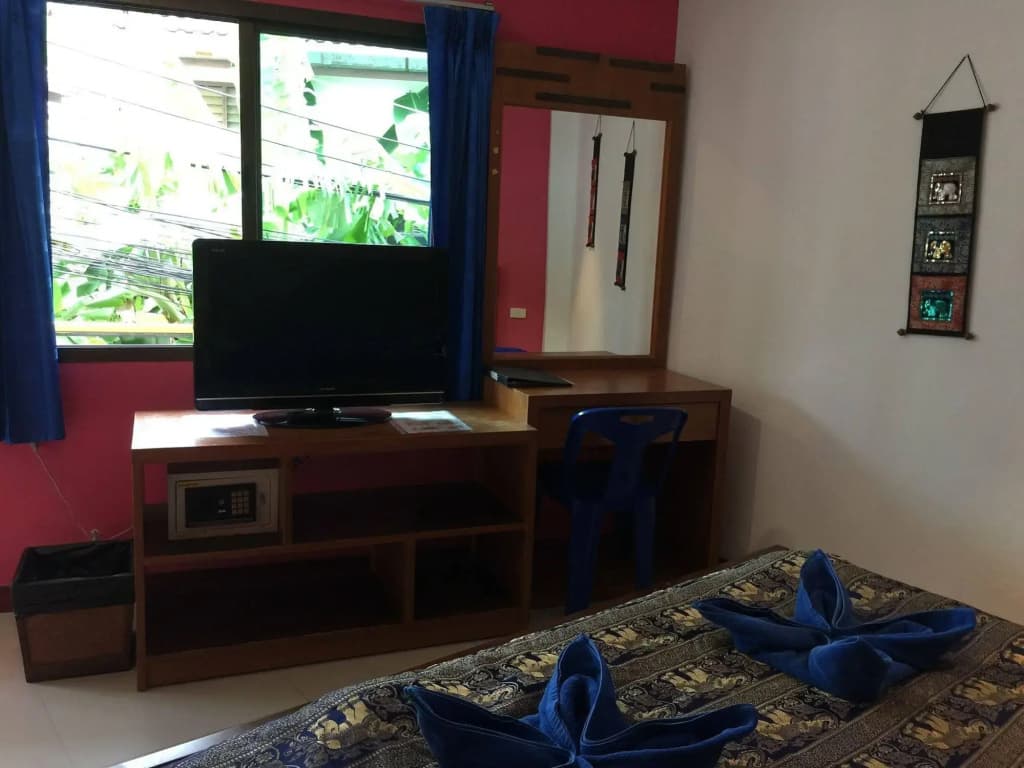Dreams Guesthouse & Hostel Patong - photo 4