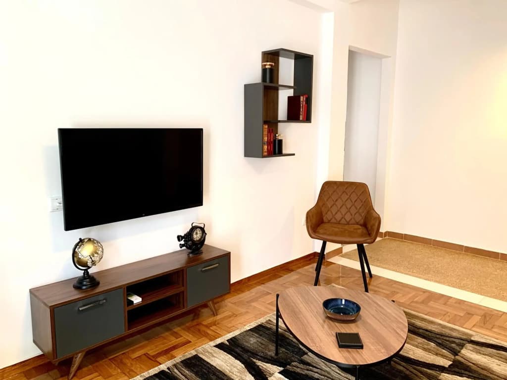 Kallimarmaro 2-Bedroom Apartment - photo 2
