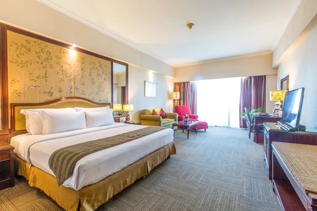 Sunlake Waterfront Resort and Convention - photo 42
