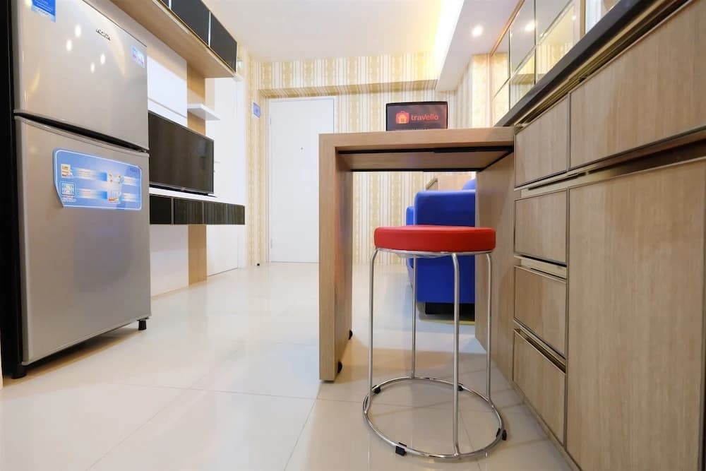 Cozy & Affordable Bassura City Apartment - photo 11