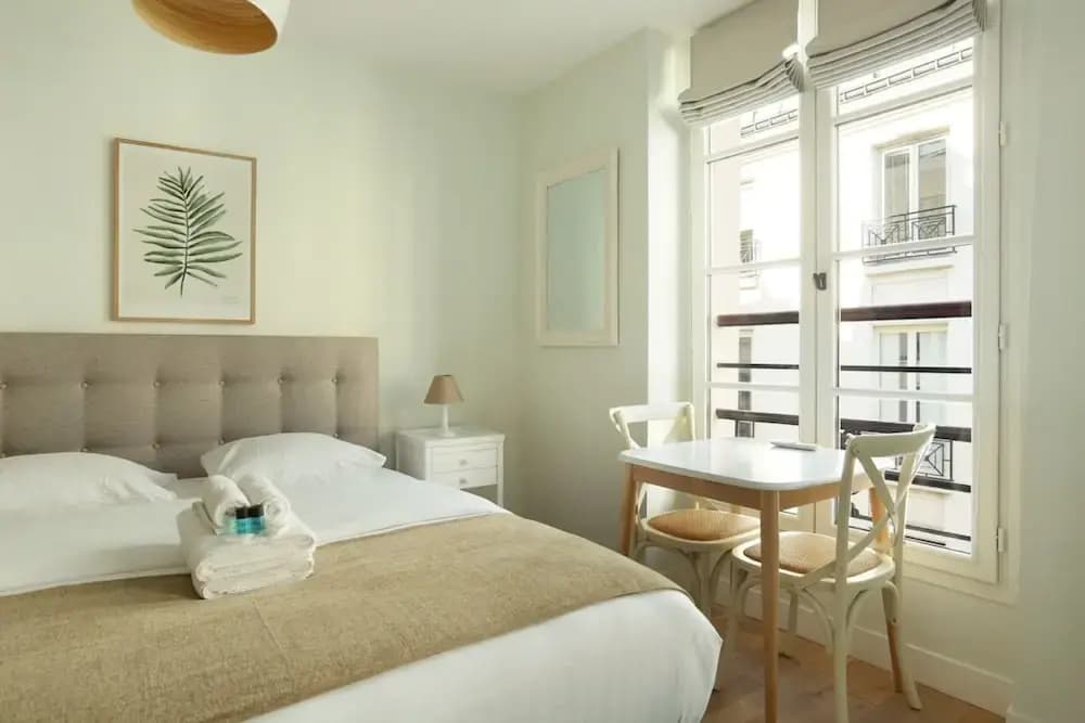 Charming Flat With AC - Center of Paris - photo 2