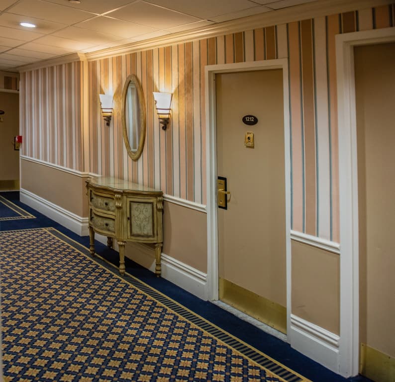 Wolcott Hotel - photo 3