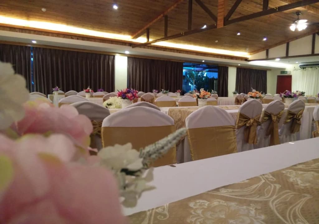 Green Town Hotel & Resort Melaka - photo 20