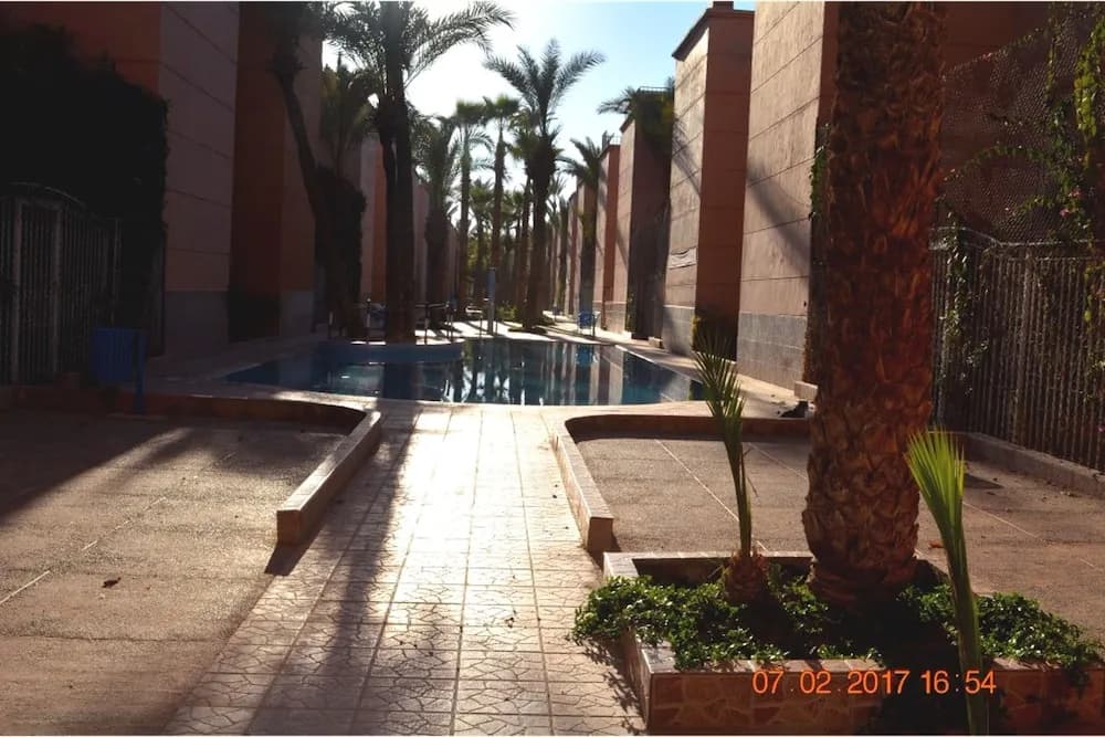 House With 3 Bedrooms in Marrakech, With Wonderful Mountain View, Pool Access, Furnished Garden - photo 10
