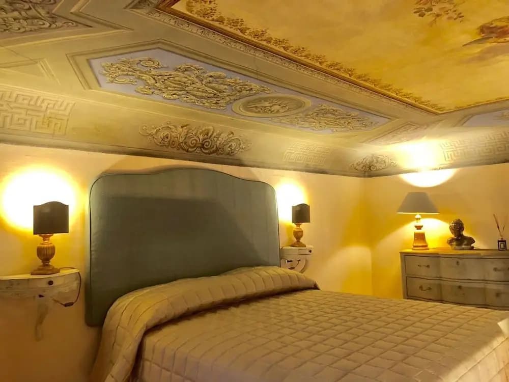 Mozza Suite - main photo