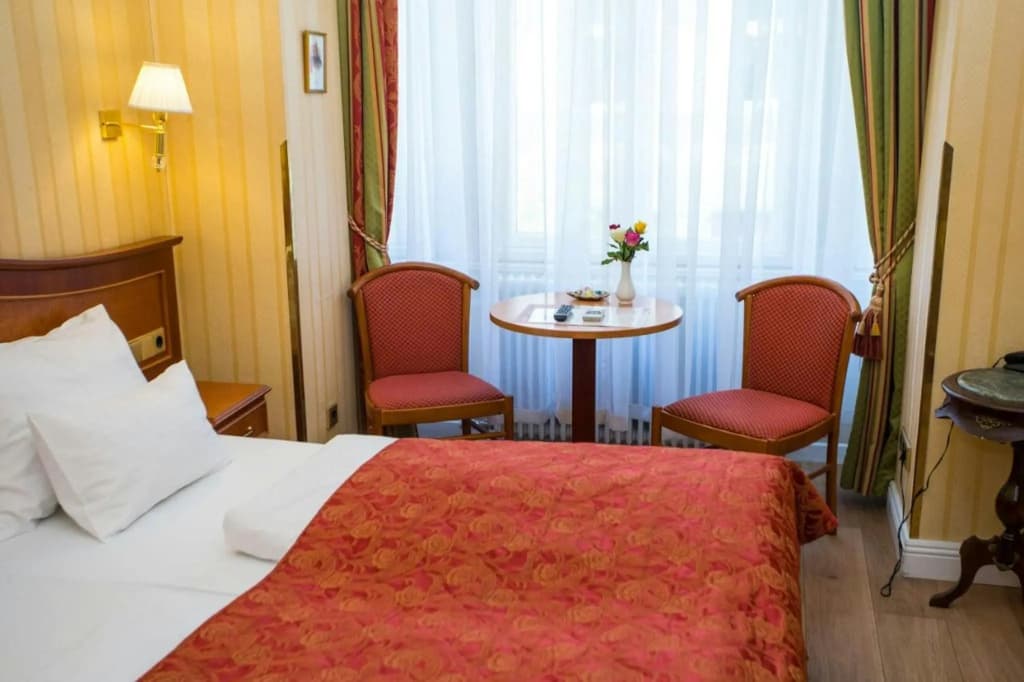Opera Suites - Self Check-in - photo 15
