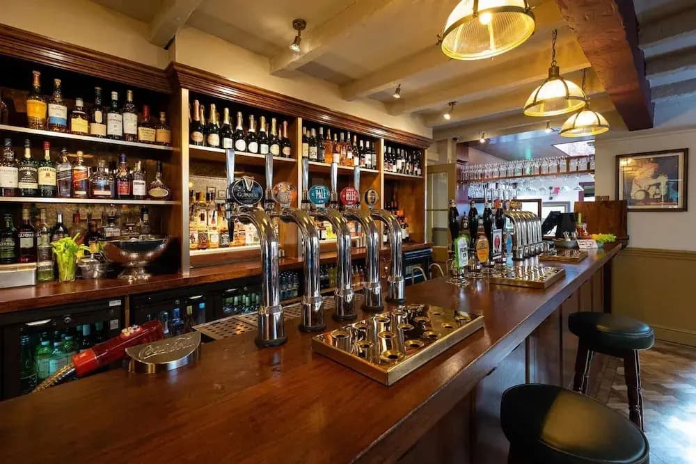 The Dukes Head Hotel - photo 13