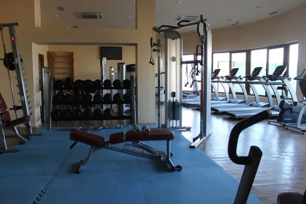 Atrium Hotel - photo 17