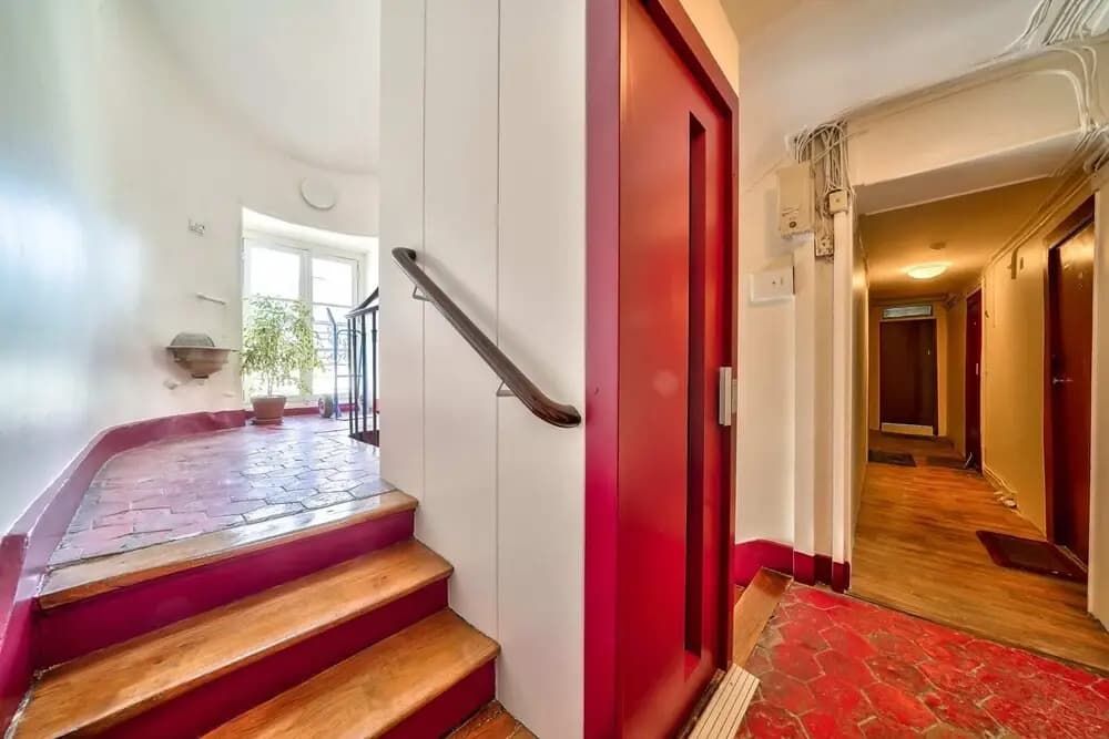 Charming 2 Room Apartment - Paris - photo 9