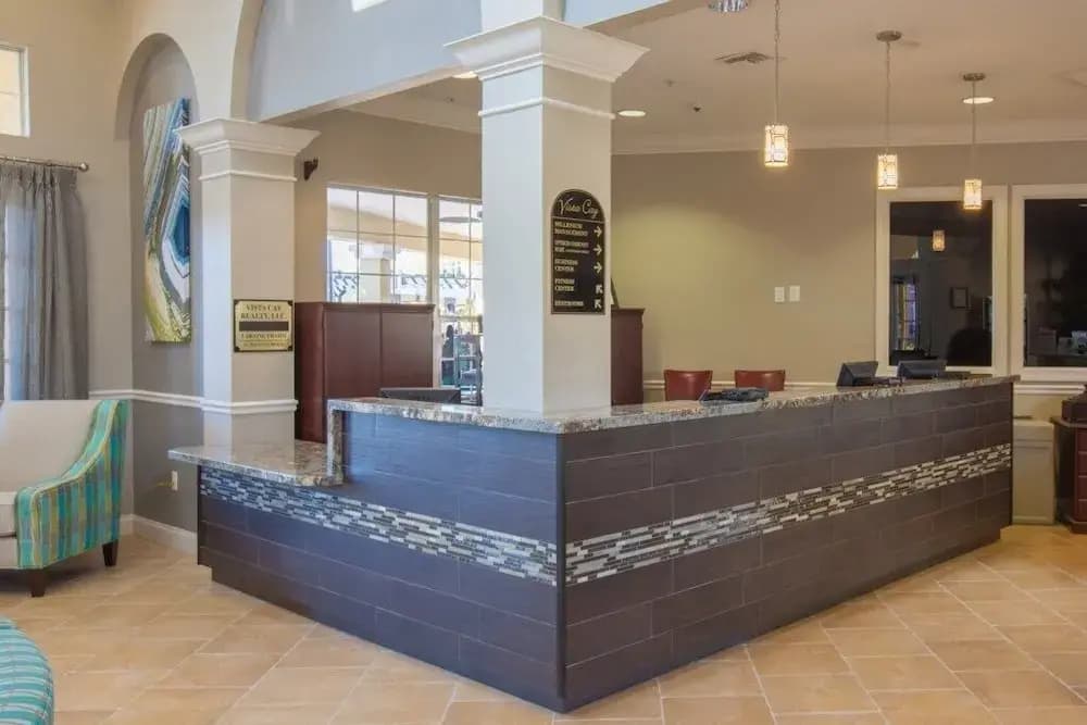 4 Bedroom Lake View [cdc Compliant] 1008 Condo - photo 2