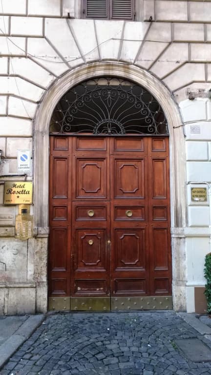 Nicolas Inn - photo 5
