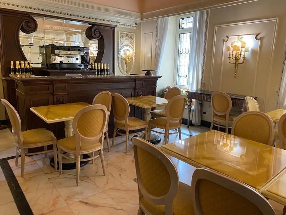 Champagne Palace Hotel - photo 21