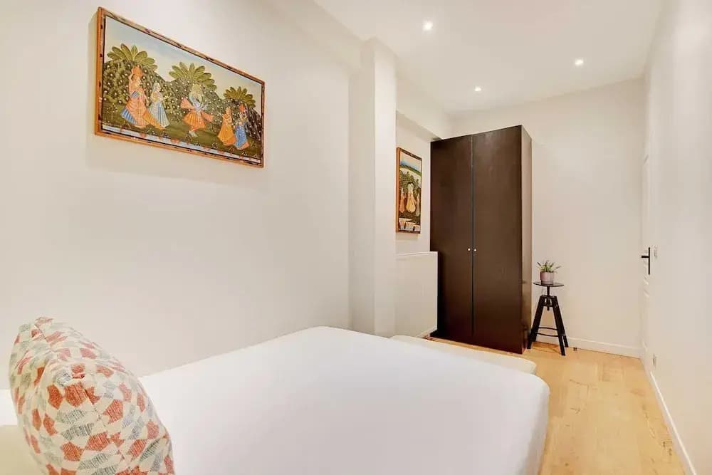 Spacious apartement - 4BR/10P - Paris Center - photo 2
