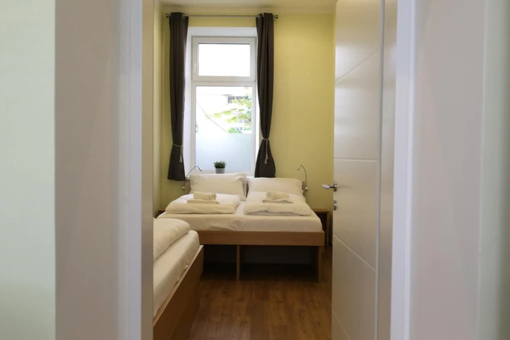Vienna Gold Apartments - contactless check in - photo 5