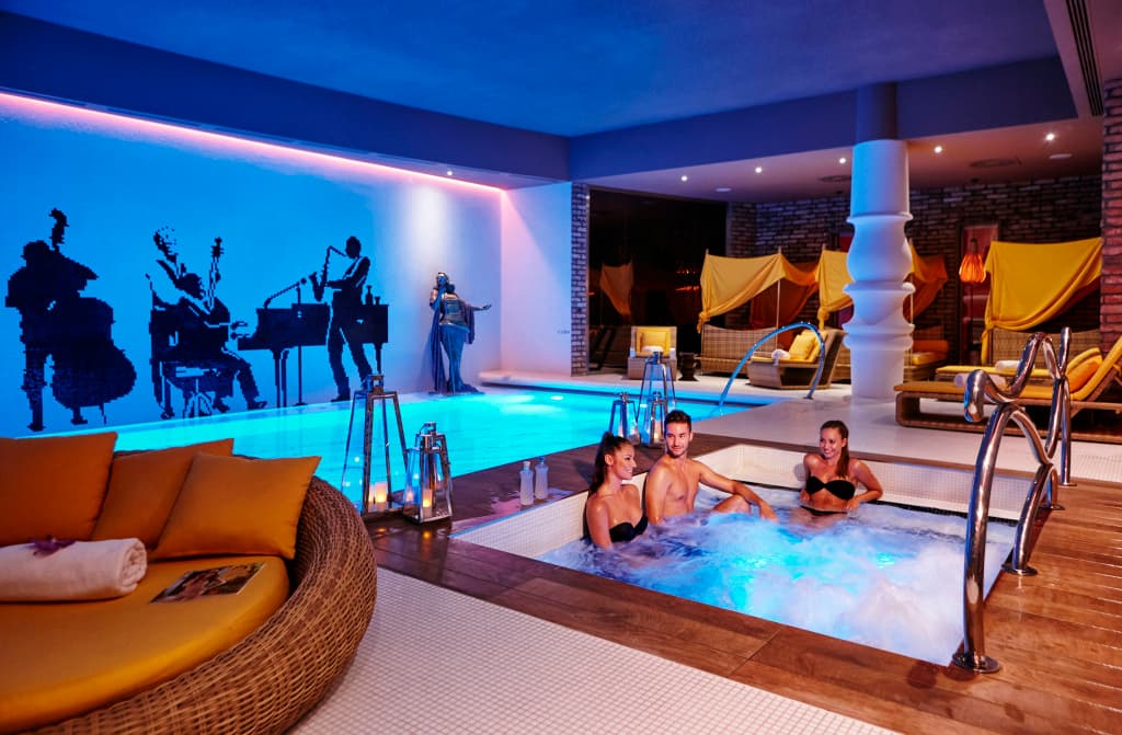 Aria Hotel Budapest by Library Hotel Collection - photo 36
