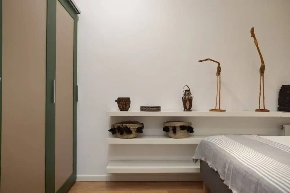 Centric 2 Bedroom Apartment With a Private Lovely Terrace - photo 2