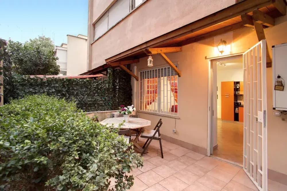 Gallo Vatican Apartments - photo 11