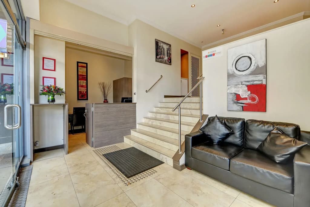 Best Western Plus Camperdown Suites - photo 14