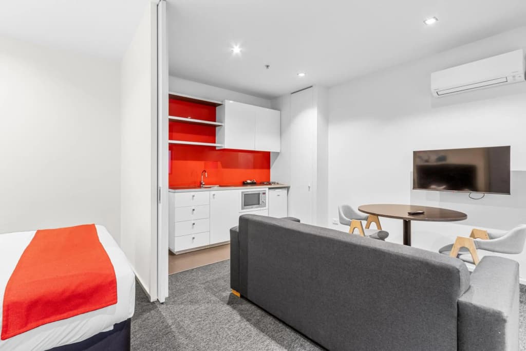 Comfort Apartments on Elizabeth - photo 4