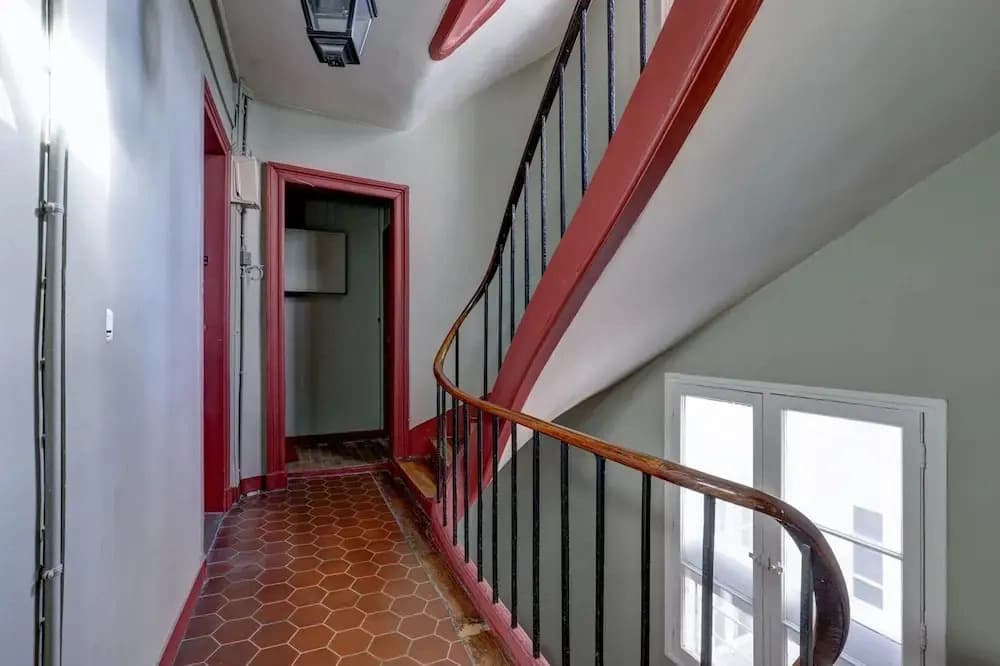 Furnished Studio in Le Marais - photo 7