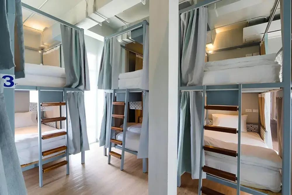 Friends Hostel - Phuket Airport - photo 4