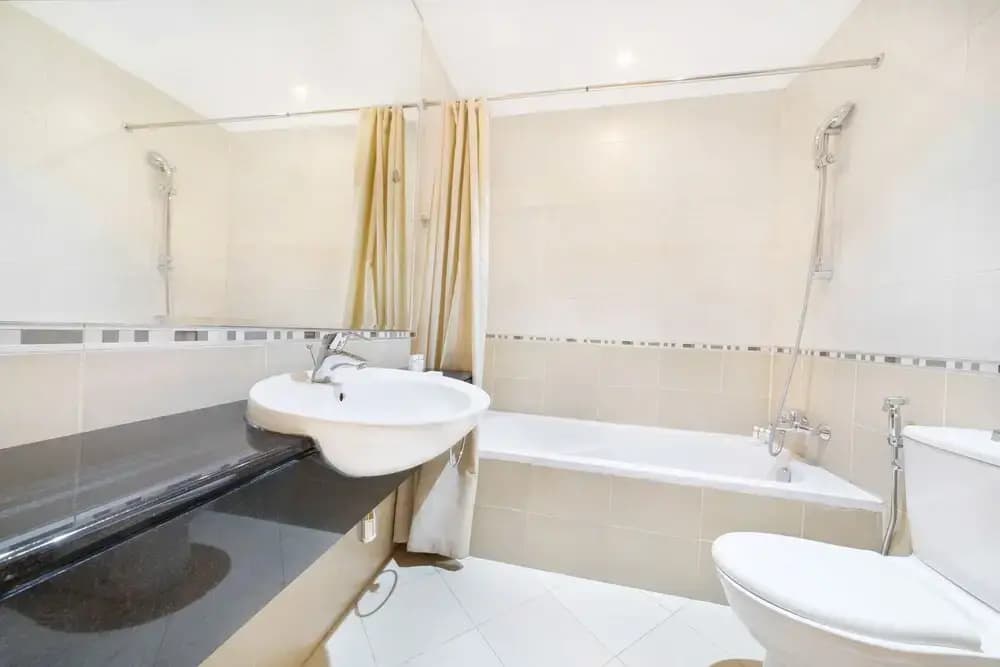 Maison Privee - Spacious Apt w/ Beach, Pool and Marina Access - photo 9