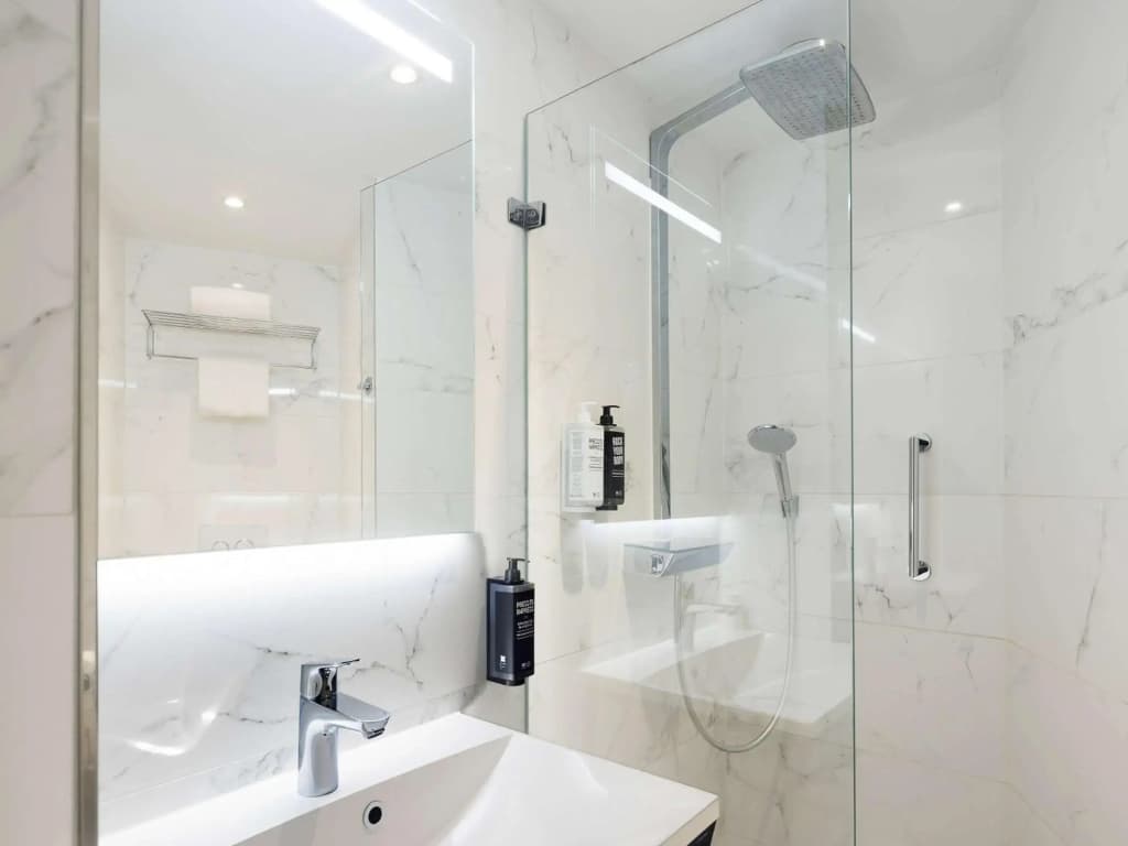 ibis Styles Amsterdam Central Station - photo 10