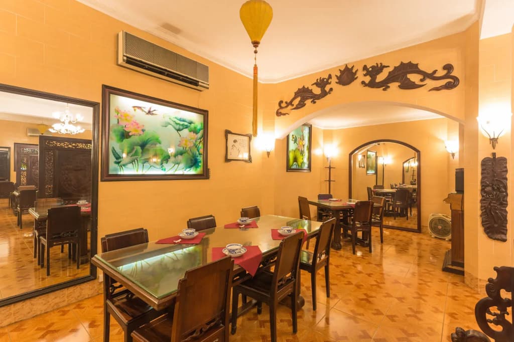 Dragon Hotel - photo 18