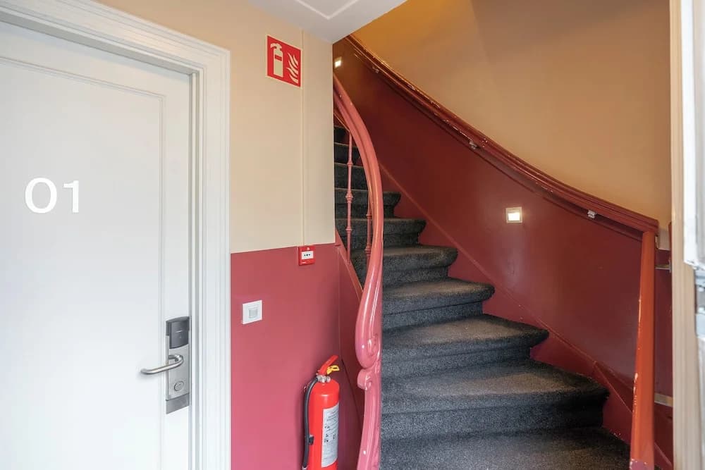 Vondelpark Apartment Suites - photo 10