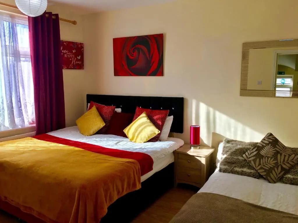 London Luxury Apartment, Private Bathroom - photo 4