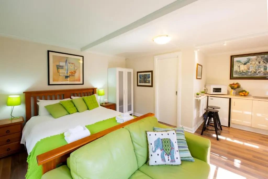 Holly Lodge - photo 5
