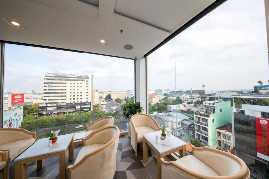 Le Saigon Hotel - photo 24