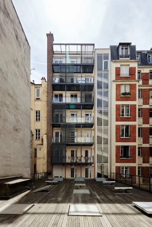 Stunning 2BR Home With Balcony in Batignolles - main photo